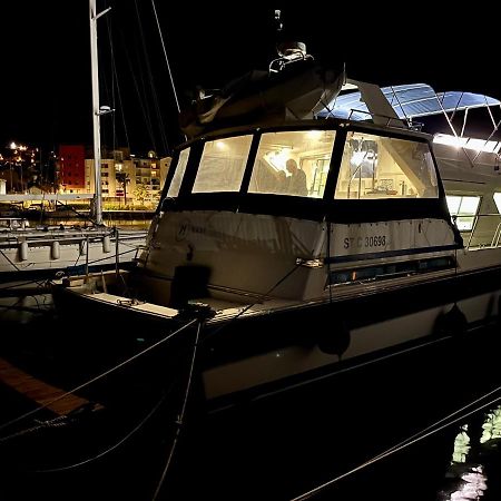 Navi Yacht A Sete, 2 A 8 Couchages, Privatif Sète Exterior foto