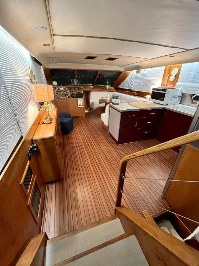 Navi Yacht A Sete, 2 A 8 Couchages, Privatif Sète Exterior foto