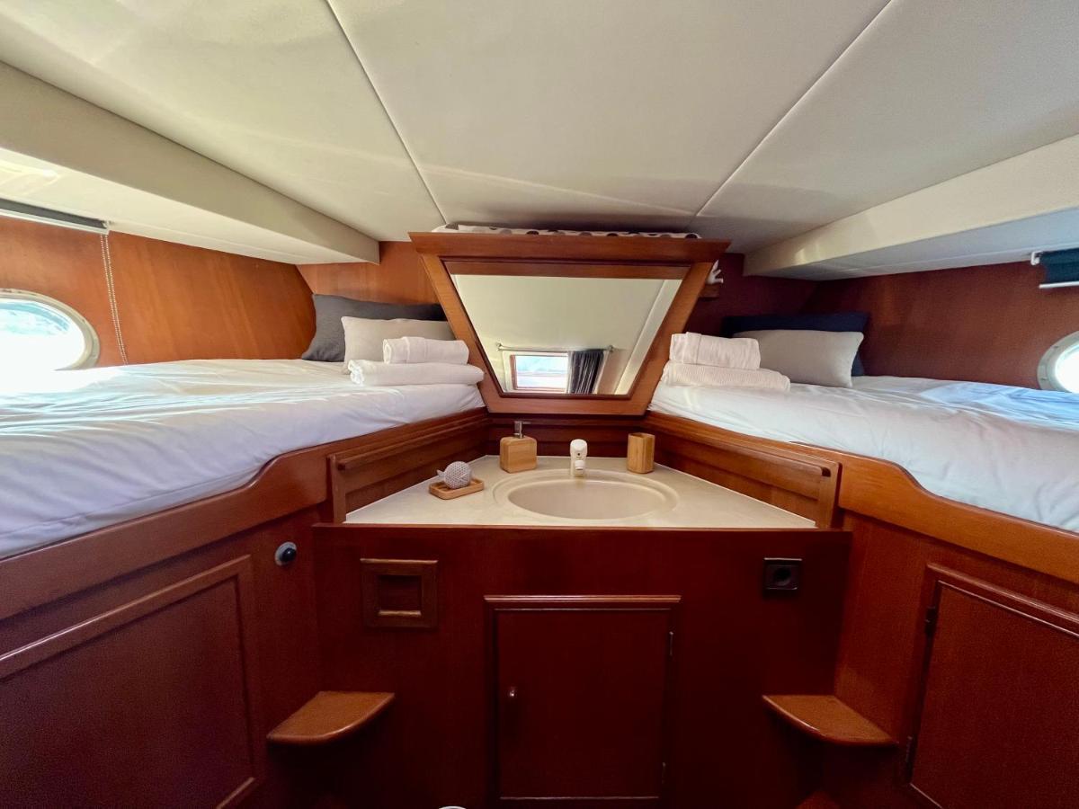 Navi Yacht A Sete, 2 A 8 Couchages, Privatif Sète Exterior foto
