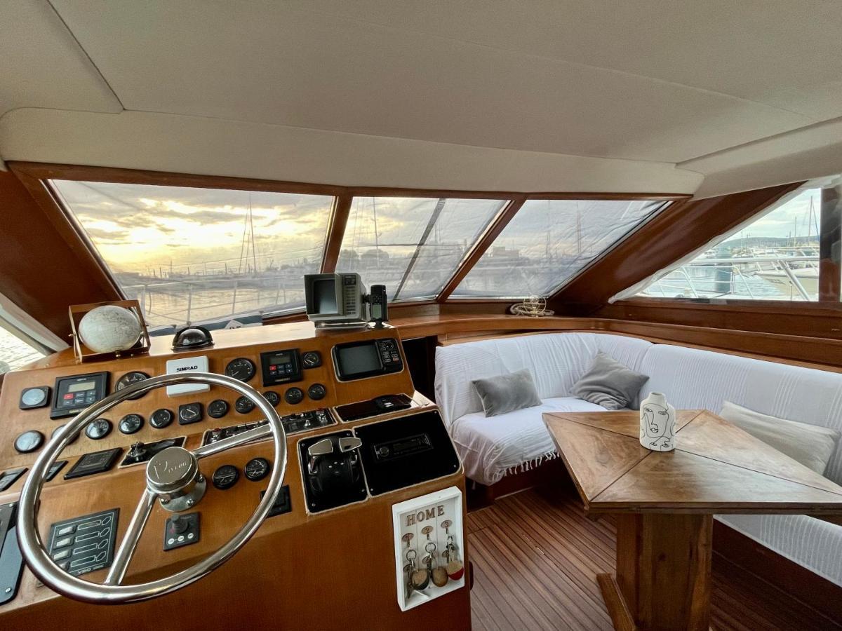 Navi Yacht A Sete, 2 A 8 Couchages, Privatif Sète Exterior foto