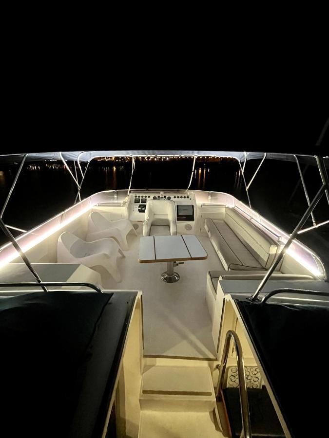 Navi Yacht A Sete, 2 A 8 Couchages, Privatif Sète Exterior foto
