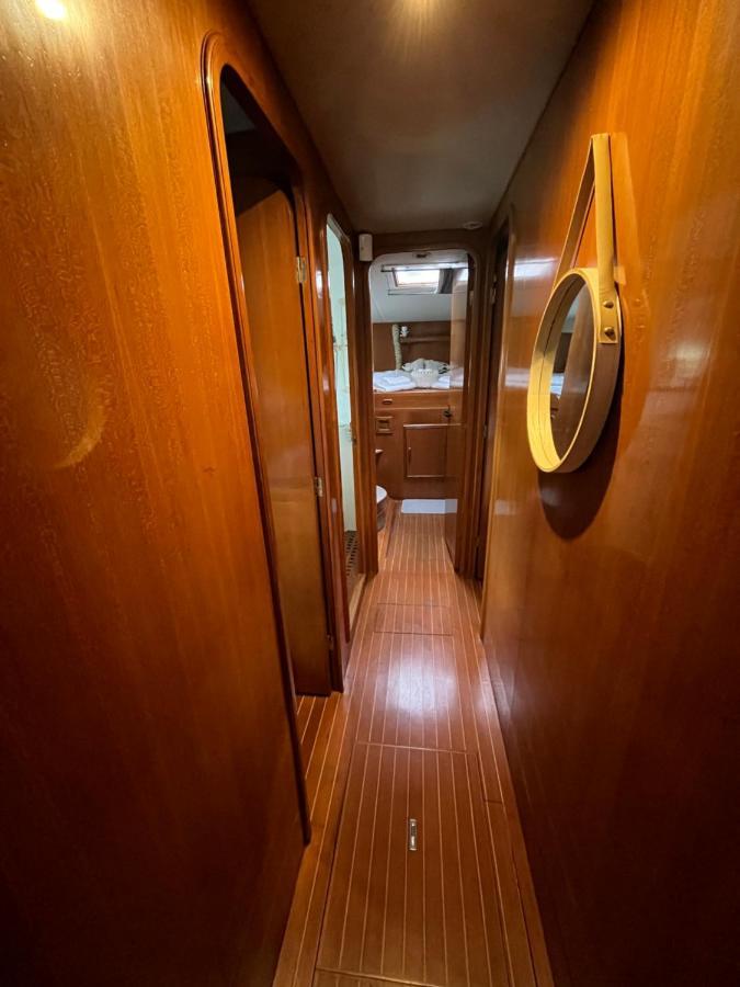 Navi Yacht A Sete, 2 A 8 Couchages, Privatif Sète Exterior foto